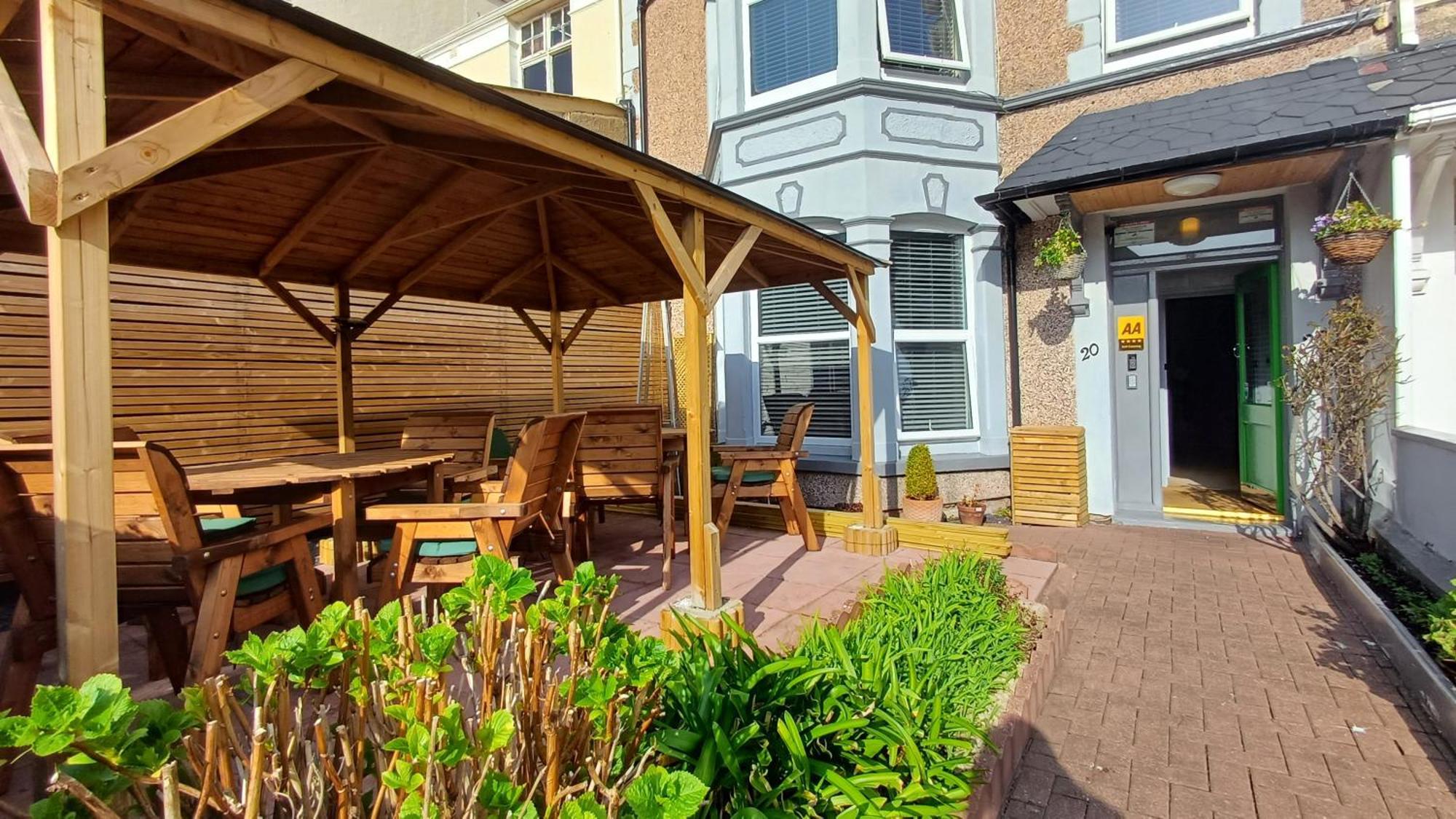 Morwenna Luxury Holiday Apartments Llandudno Eksteriør billede